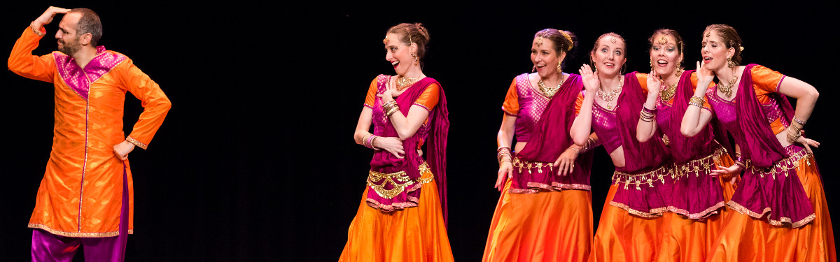 Spectacles et démos de danse indienne